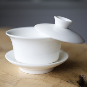 white porcelain gaiwan